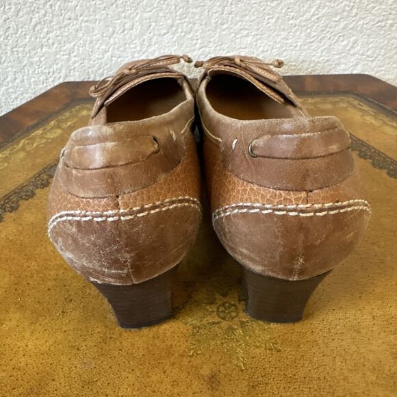 Talbots Brown Textured Leather Low Heel Square Toe Bow Size 6.5B Slip On Pump - Picture 4 of 6